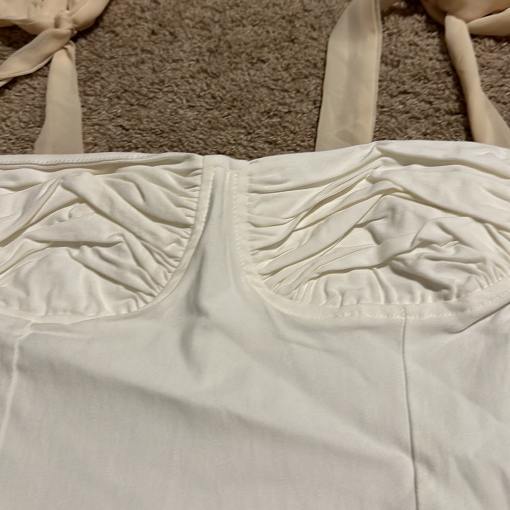 Size Large top - Picture 3 of 3